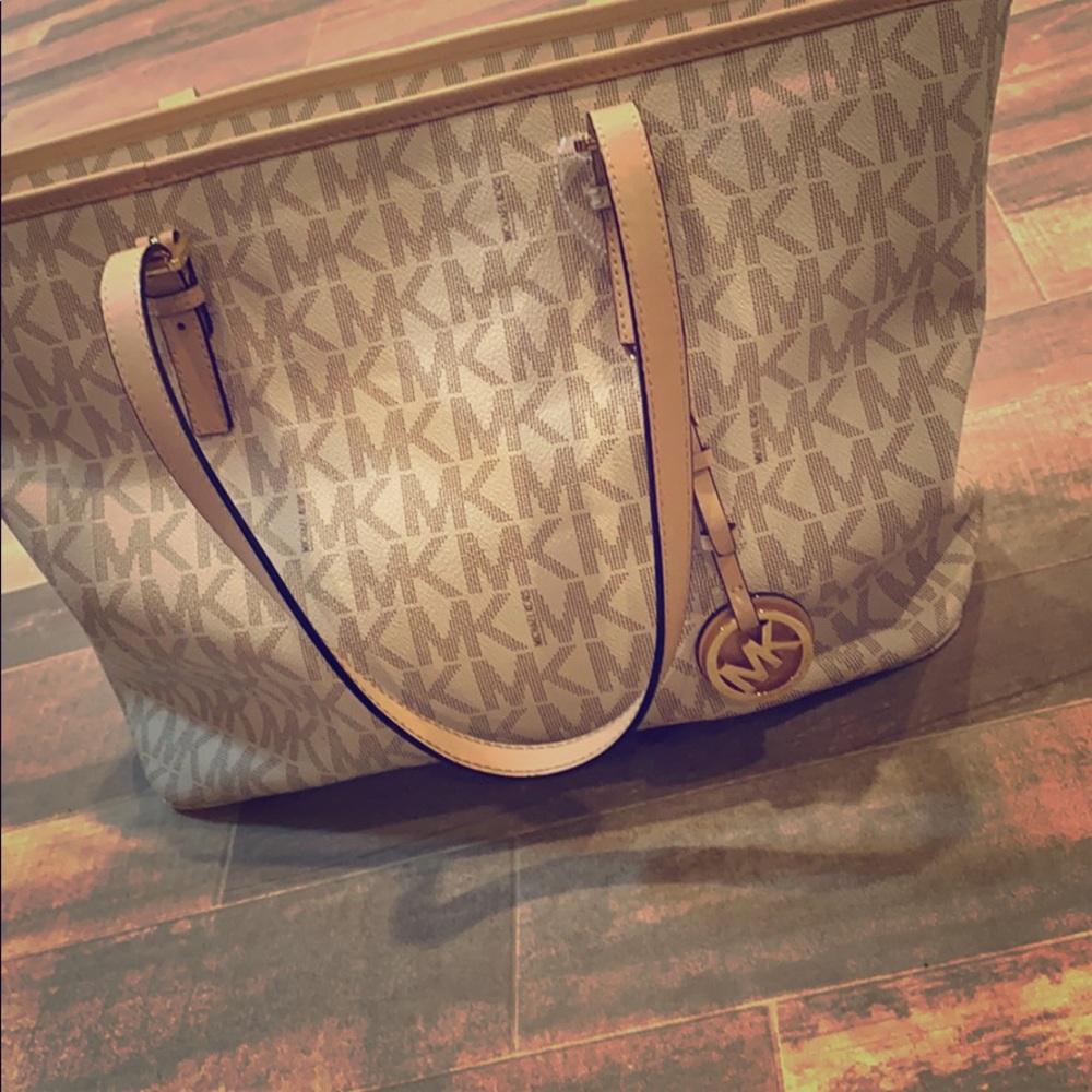 Michael kors bag